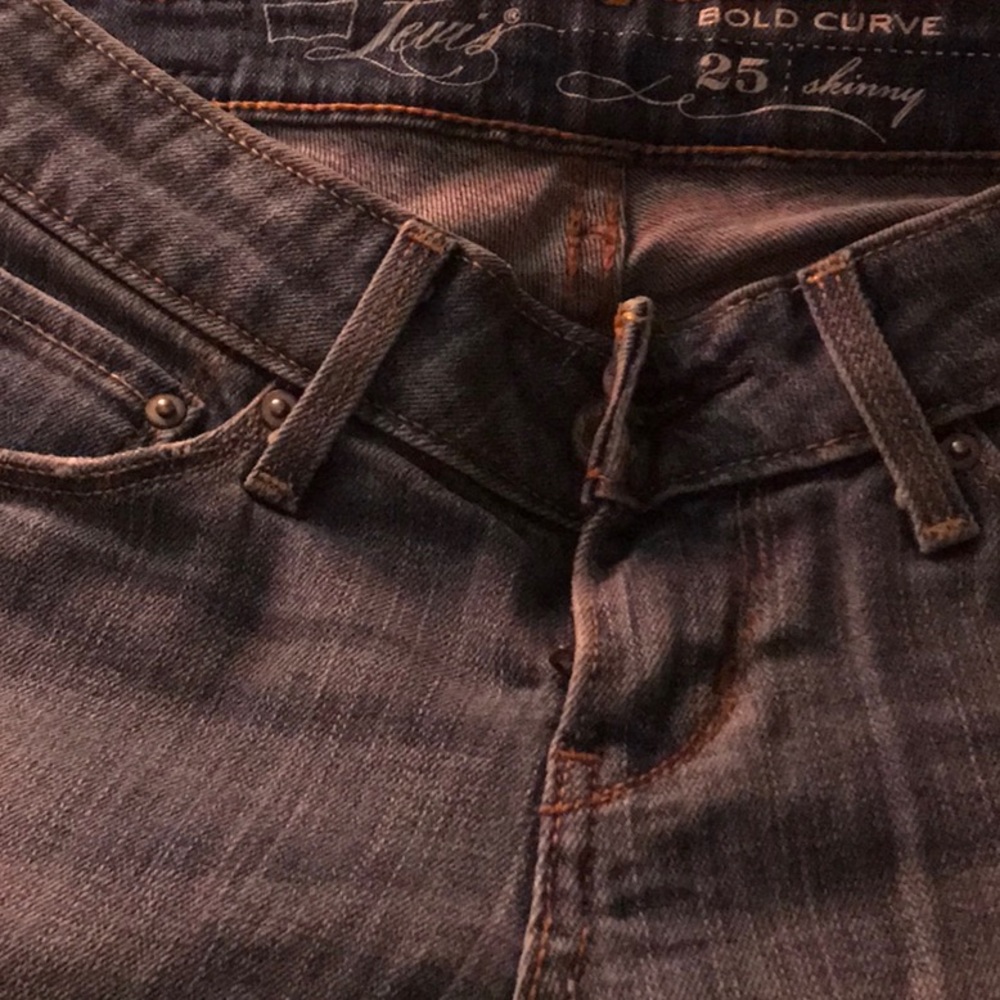 ⚡️FLASH SALE!✨ 💕👖Levi’s Light Wash 💝Bold Curve Skinny Jeans 25 - Picture 2 of 3